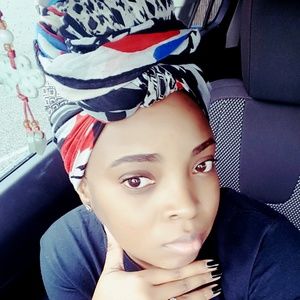 Meet your Posher, Shayna